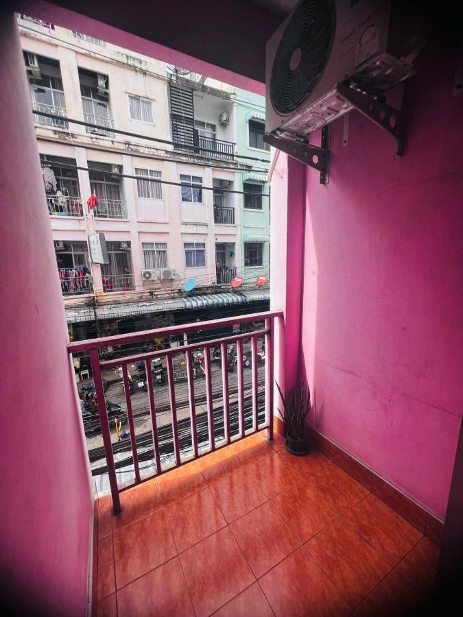 Hotel Lucky Banzaan Patong Esterno foto