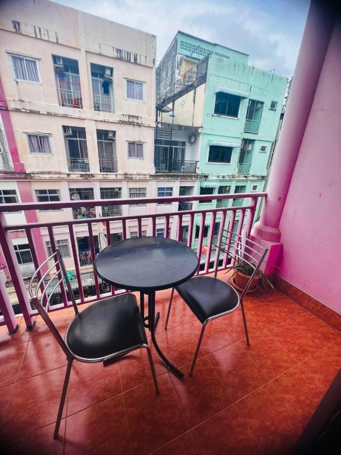 Hotel Lucky Banzaan Patong Esterno foto